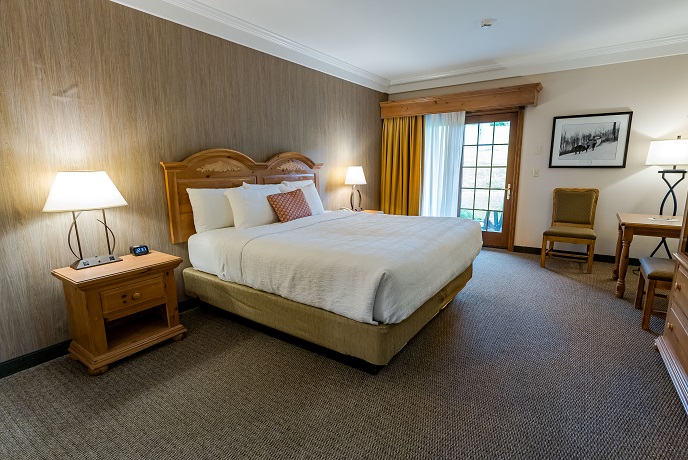 Resort Standard Room 1 King Bed