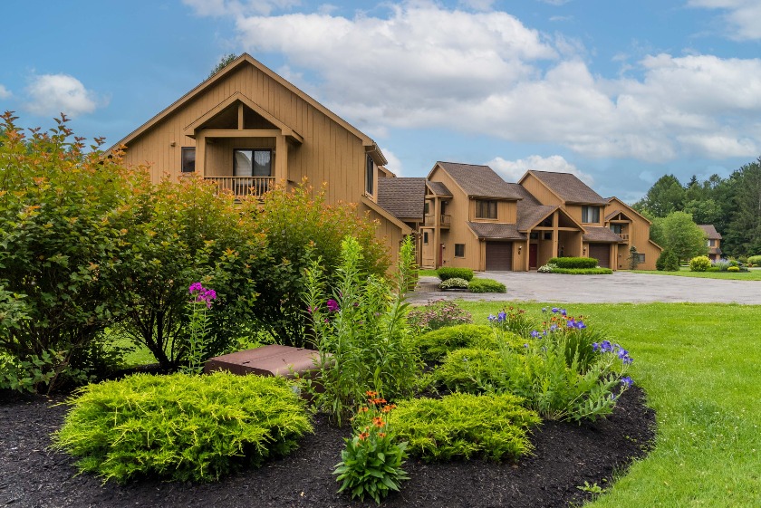 SnowPine Village Townhouses