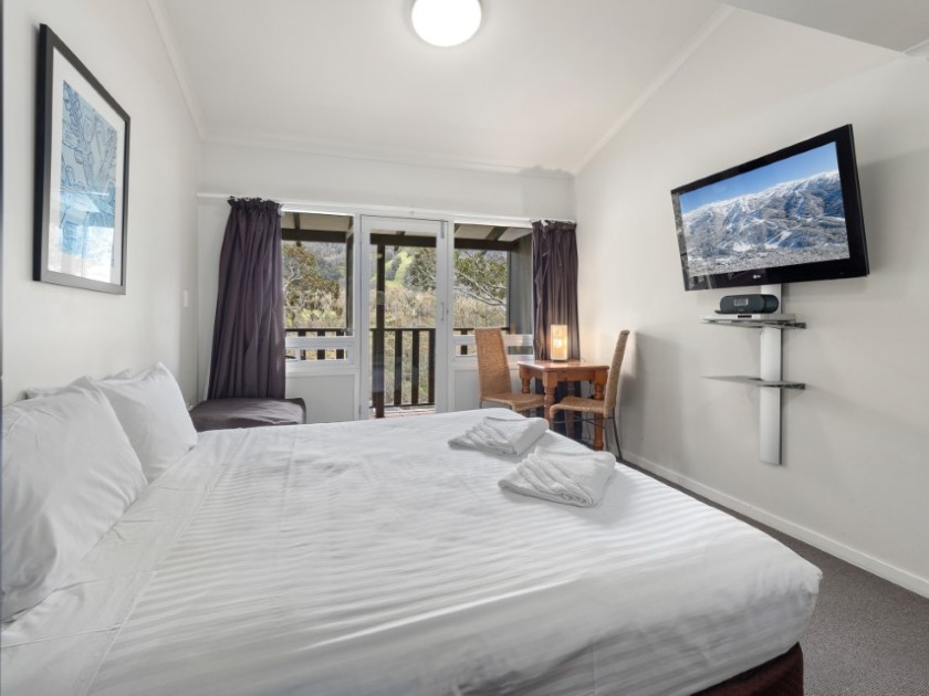 Karas 3 - Thredbo Village