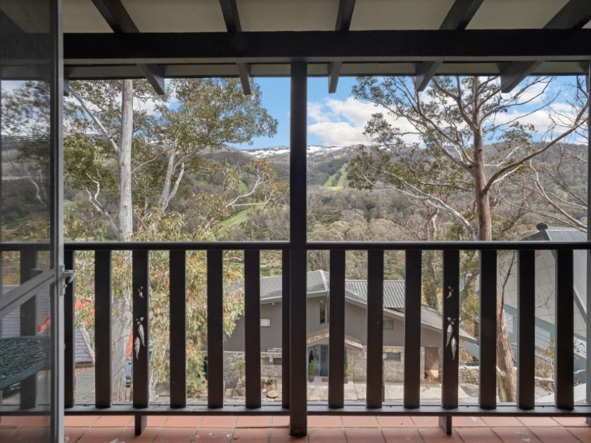 Karas 3 - Thredbo Village