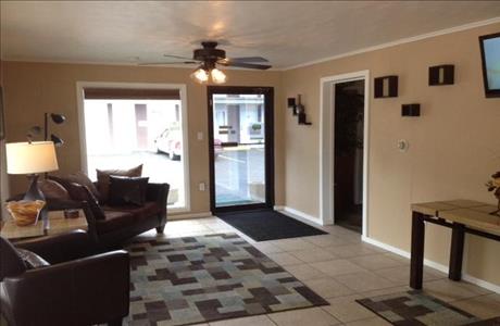 Townhouse Motel Entry - Rapid City SD