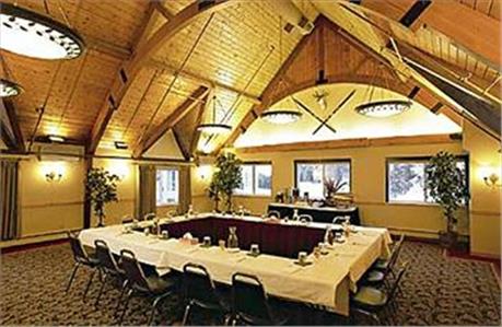  Indian Peaks Meeting Room
