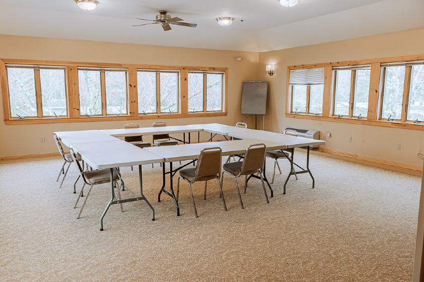 Our meeting rooms can accommodate small conferences and retreats.