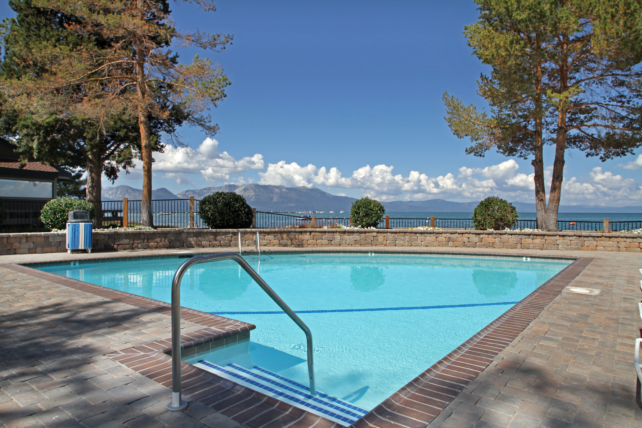 Lakeside Pool