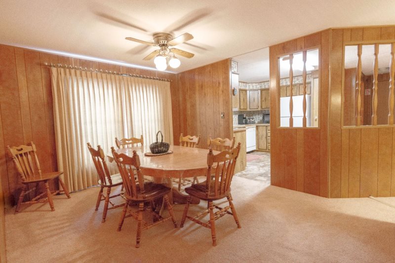 Dakota Pines Hideaway Dining Area - Custer SD